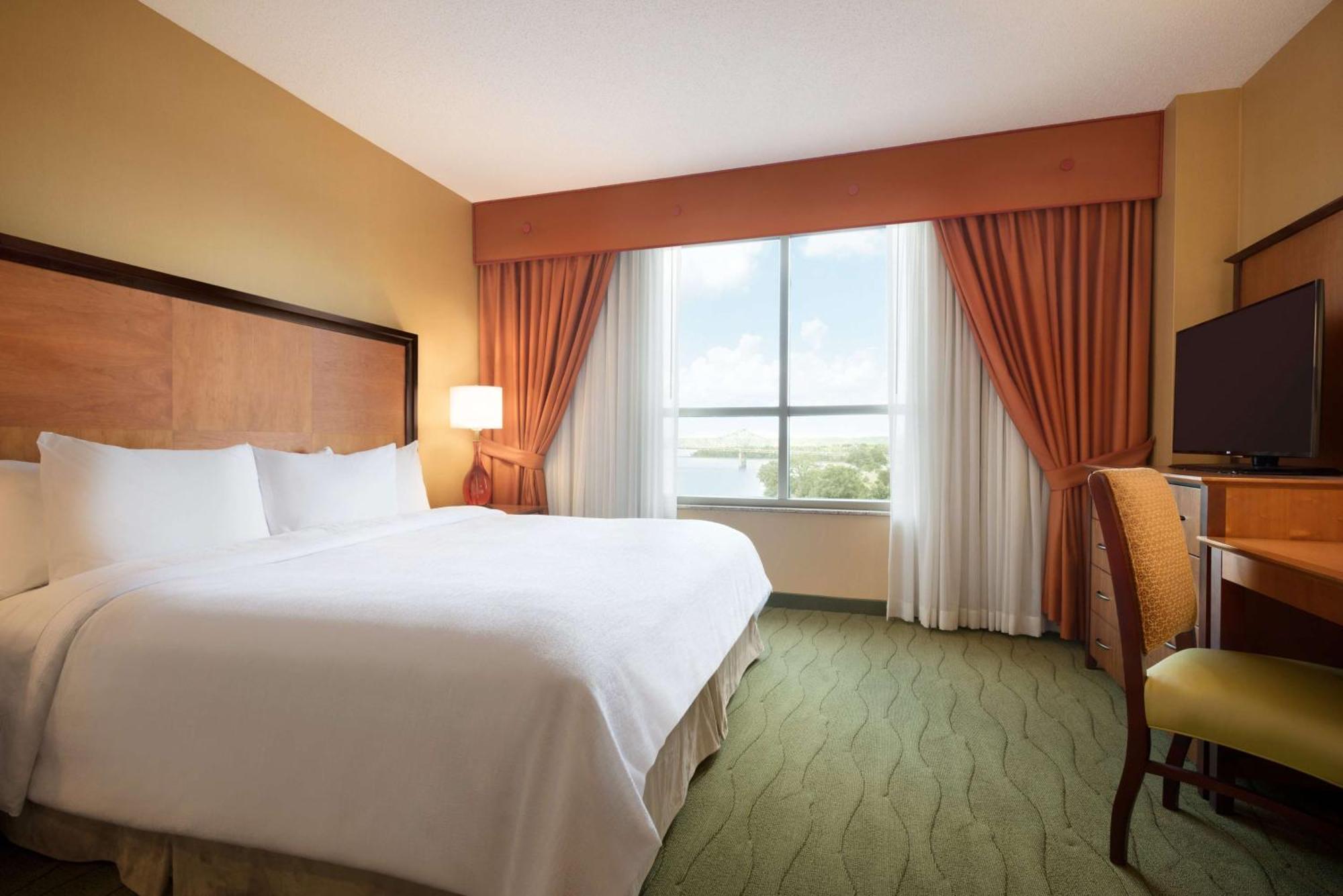 Embassy Suites East Peoria Hotel And Riverfront Conference Center Esterno foto